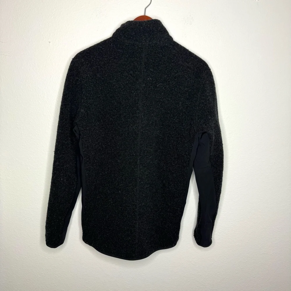 Lululemon‎ Black Tundra Trek 1/2 Zip Pullover Sweater